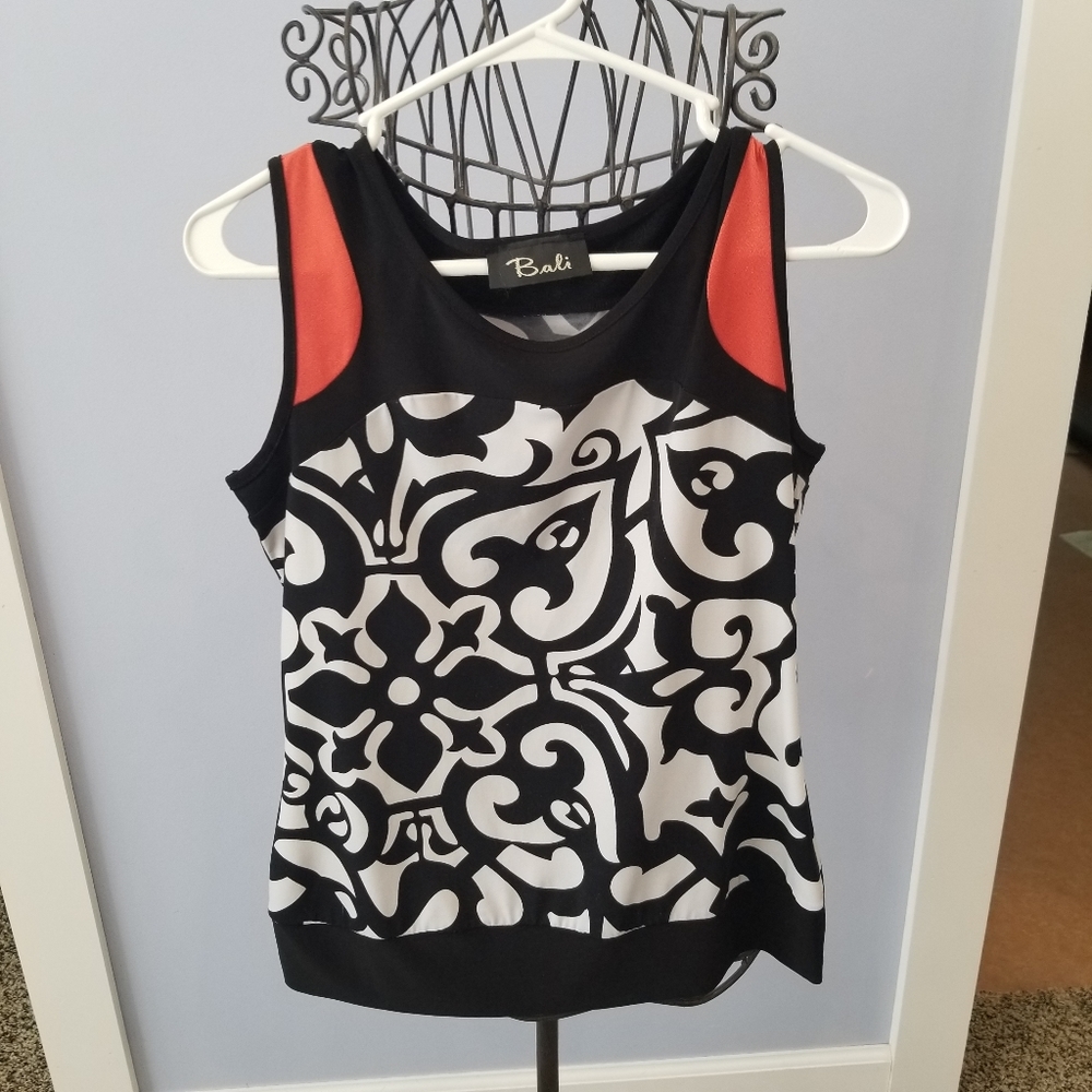 Graphic tank top